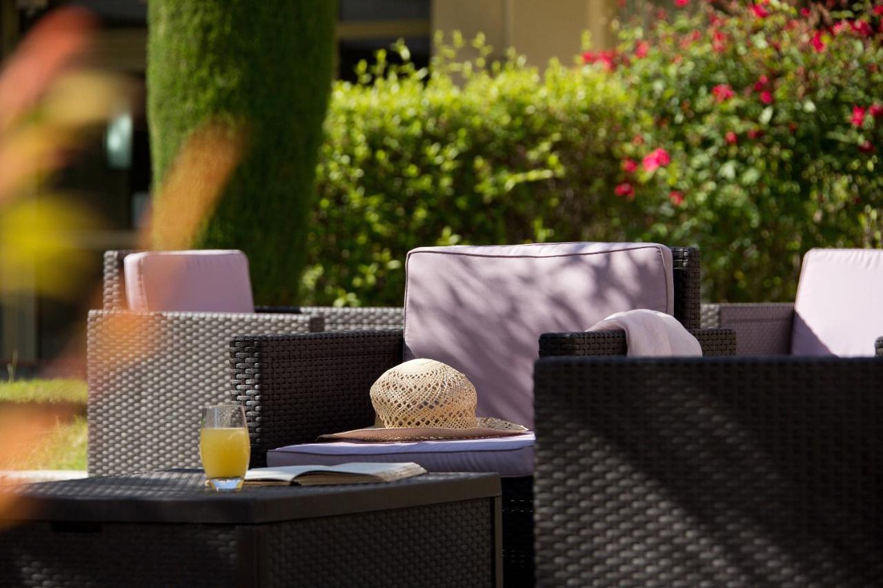 The Originals Residence, Les Strelitzias Juan-les-Pins Bagian luar foto