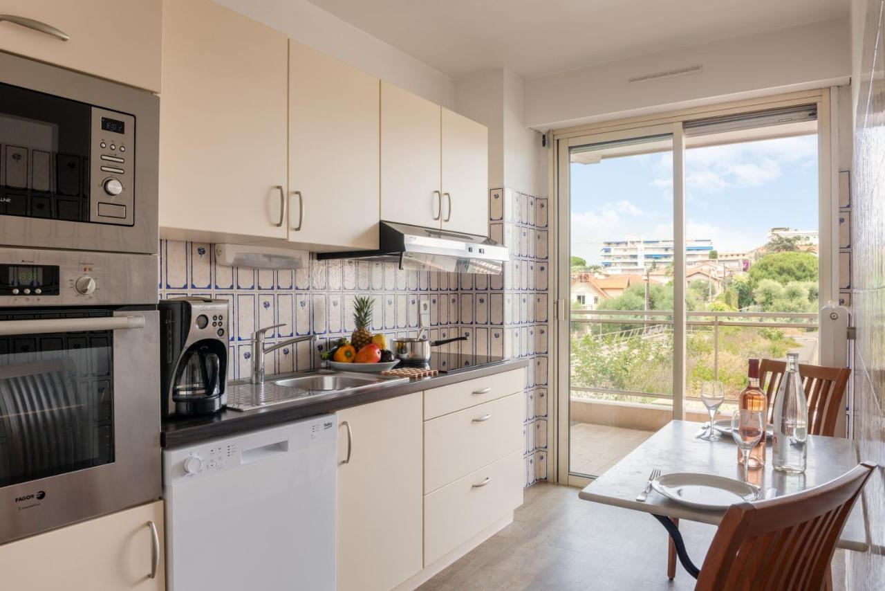 The Originals Residence, Les Strelitzias Juan-les-Pins Bagian luar foto