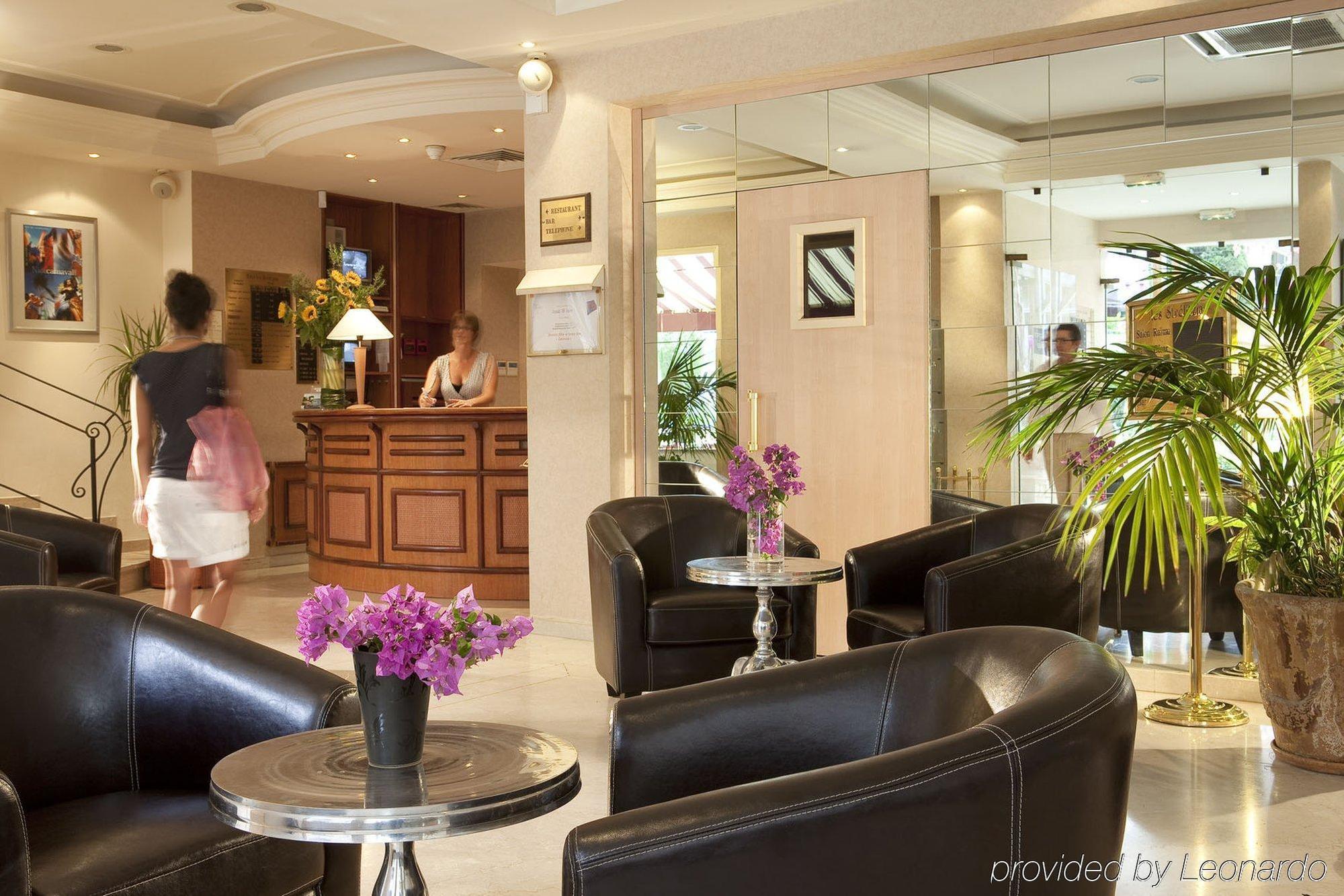 The Originals Residence, Les Strelitzias Juan-les-Pins Bagian luar foto